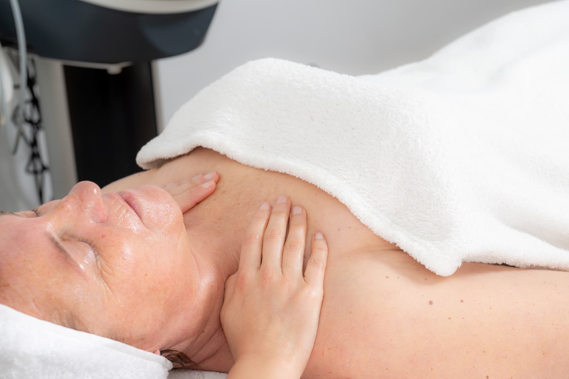 Tratamientos de exfoliación corporal con hidratación en Nigrán